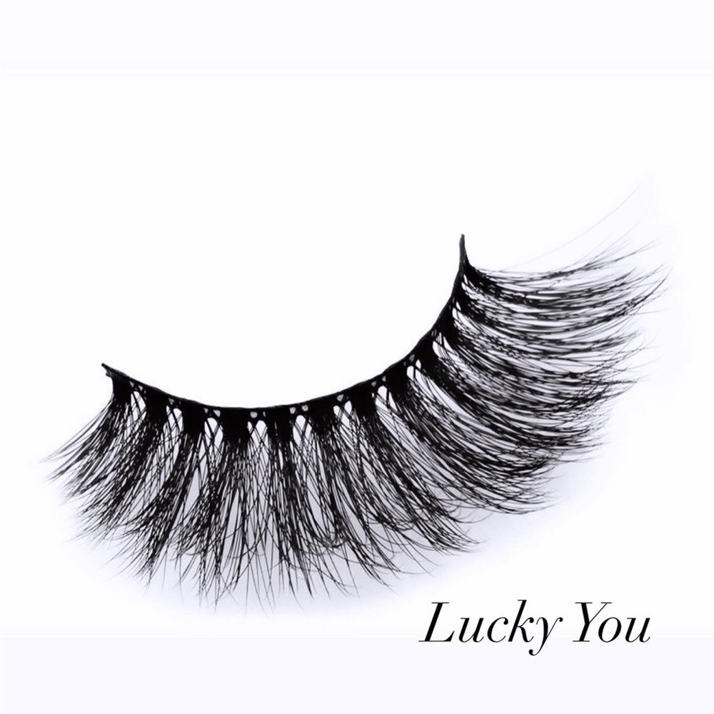 Full Beautiful Strip Lashes 5 pairs for just $20